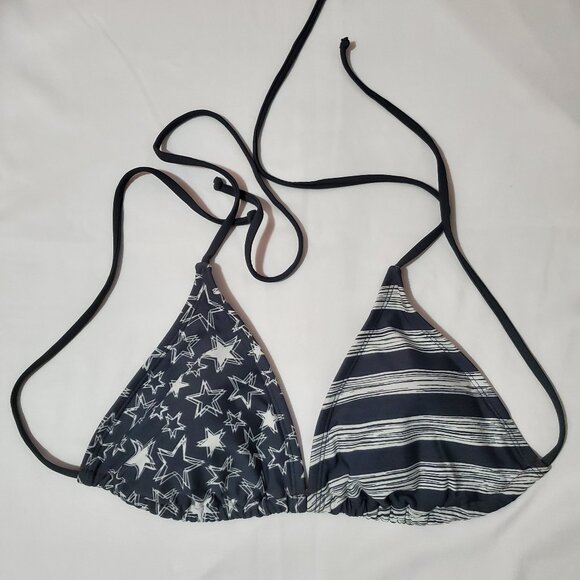 Women’s Triangle Swimsuit Top Gray / White Pattern Purchased at Target - Picture 1 of 10